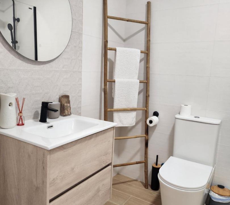 Photo of Bathroom in Algiros