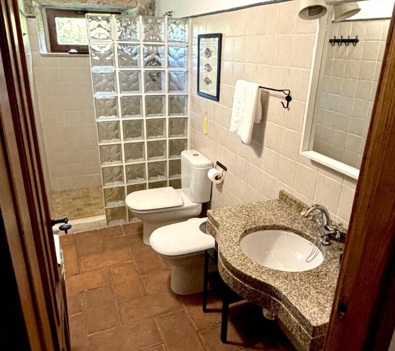 Photo of Bathroom in Sambreixo