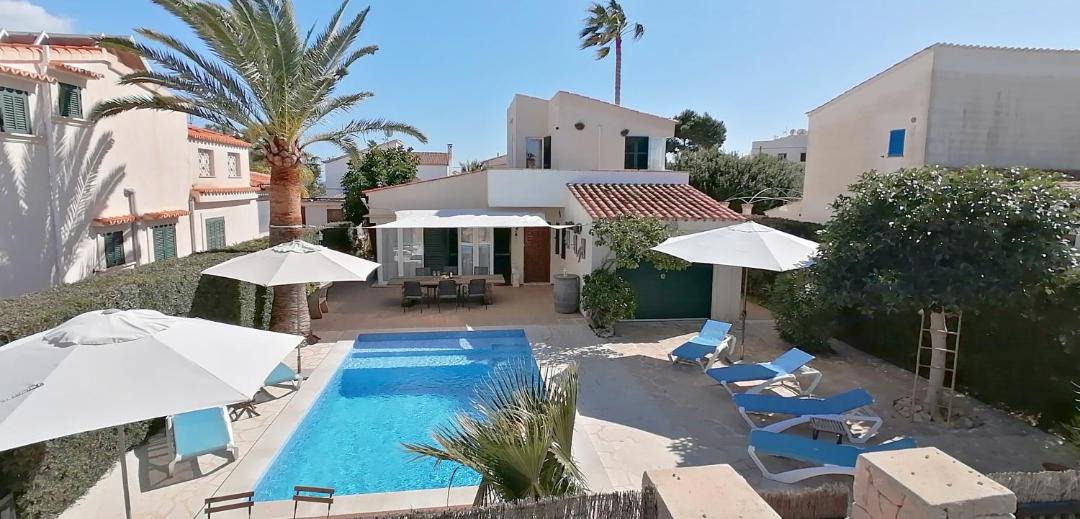 Photo of Patio Balcony in Cala Llombards
