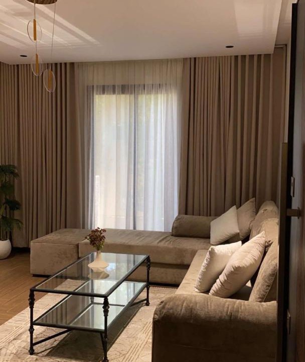Photo of Livingroom in Sari Street