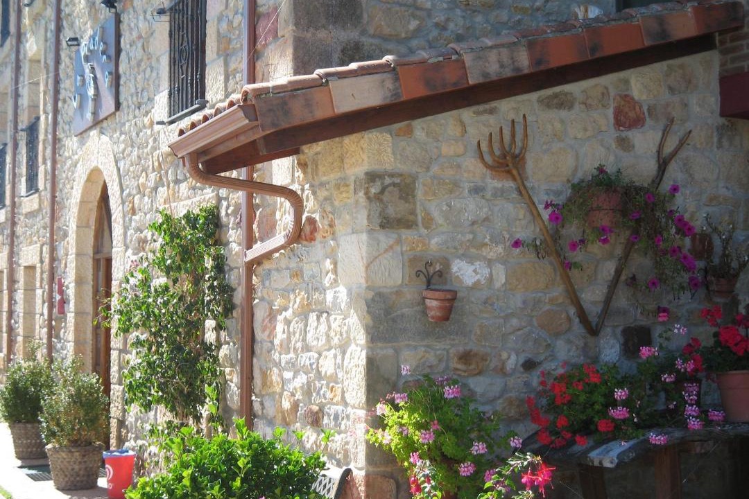Photo of Buildings in Quintanaentello