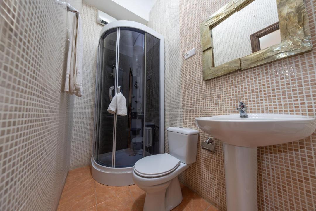 Photo of Bathroom in Toro