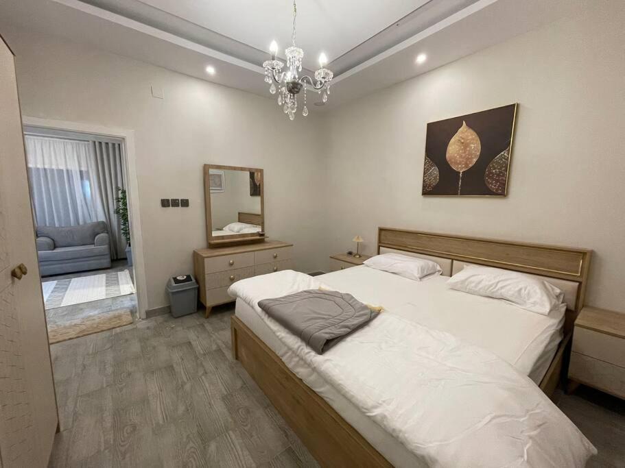 Photo of Bedroom in Yanbu