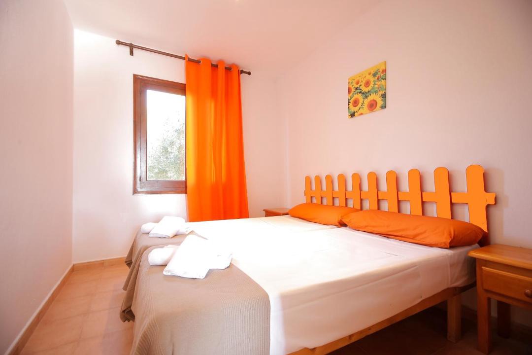 Photo of Bedroom in Binibequer Vell