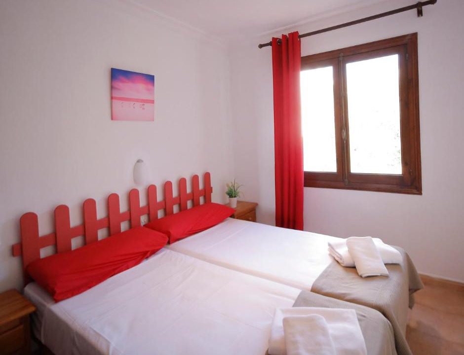 Photo of Bedroom in Binibequer Vell