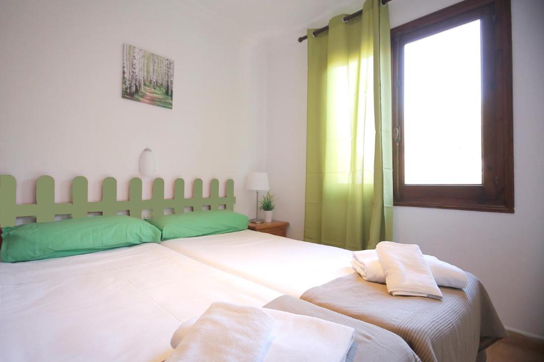 Photo of Bedroom in Binibequer Vell