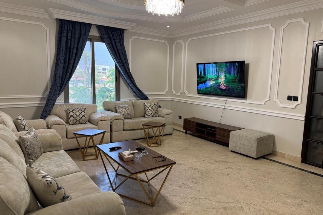 Photo of Livingroom in Durrat Al-Arous
