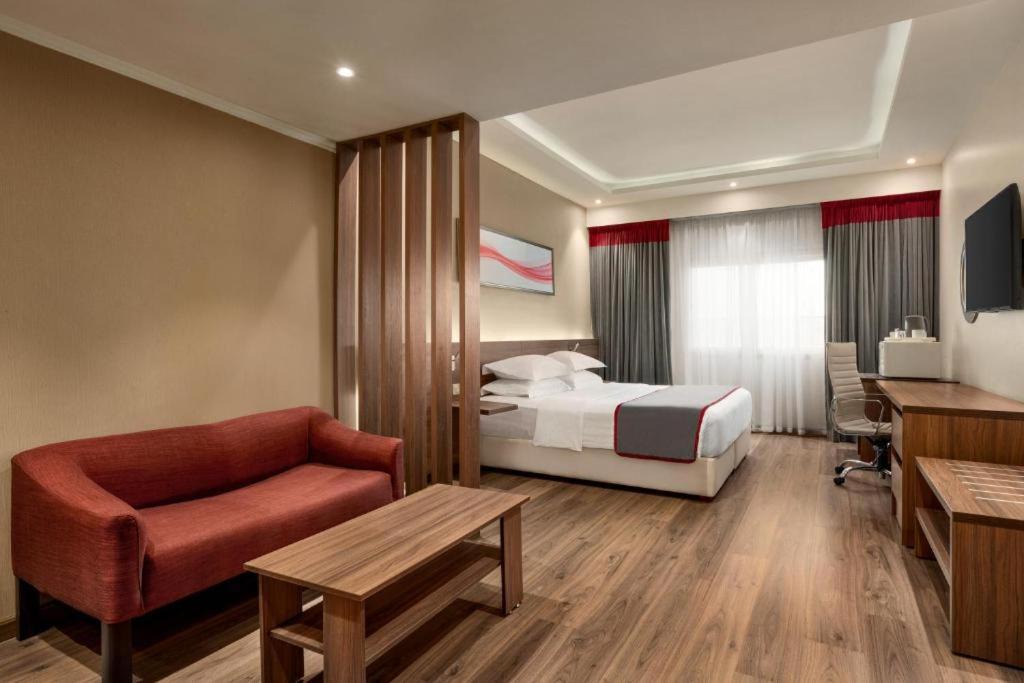 Photo of Bedroom in Al Hamra