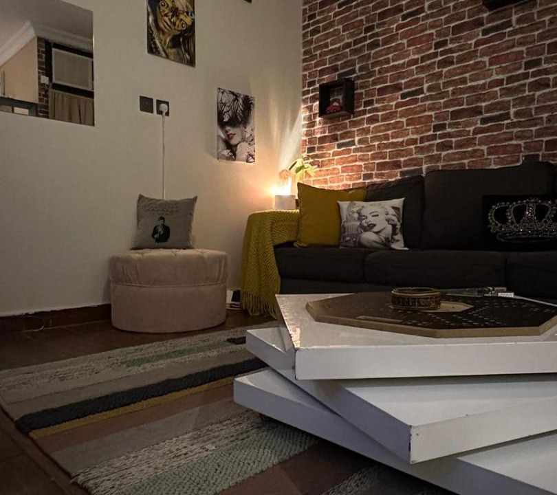 Photo of Livingroom in Sari Street
