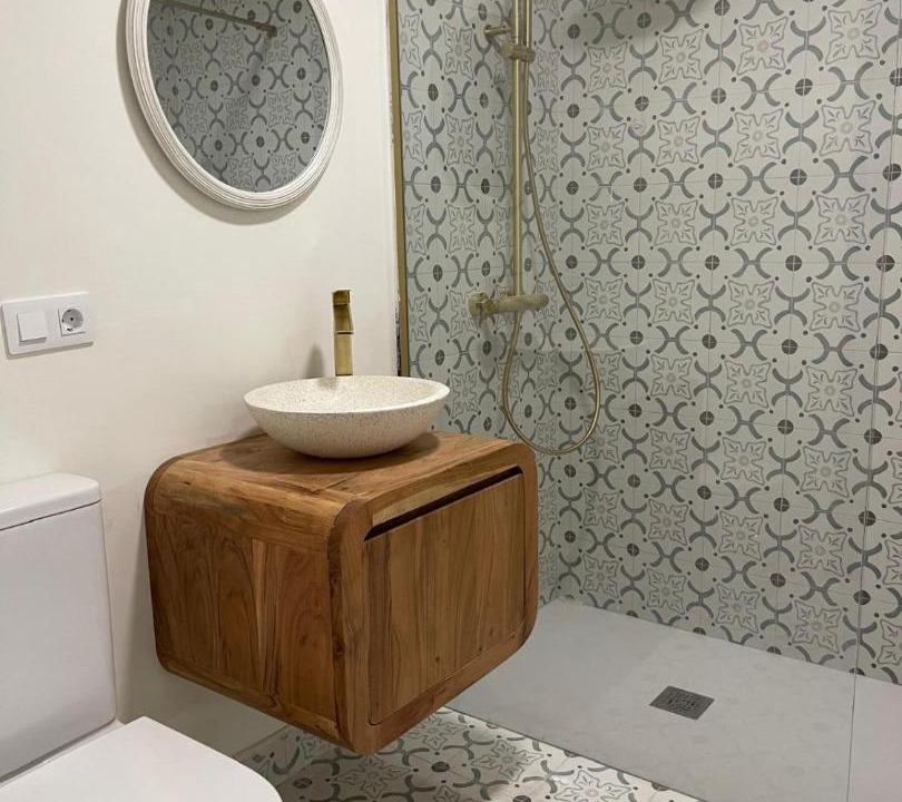 Photo of Bathroom in Aioder
