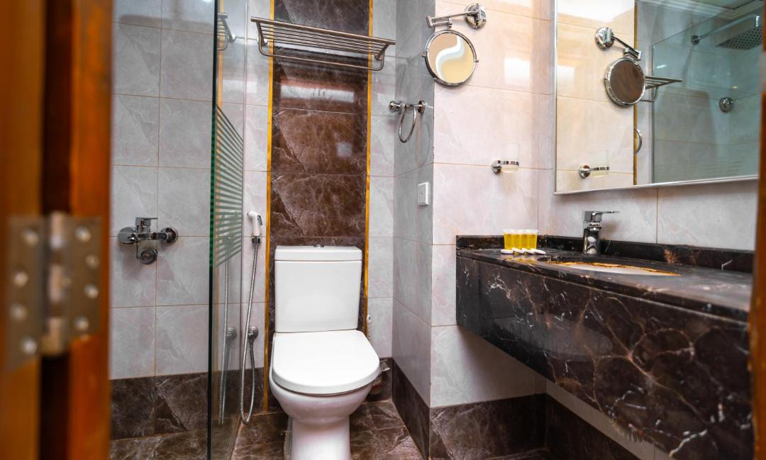 Photo of Bathroom in 60th Street