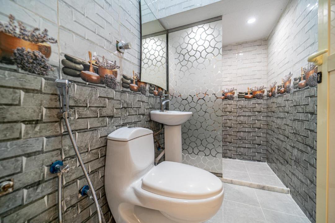 Photo of Bathroom in Al Aziziyah