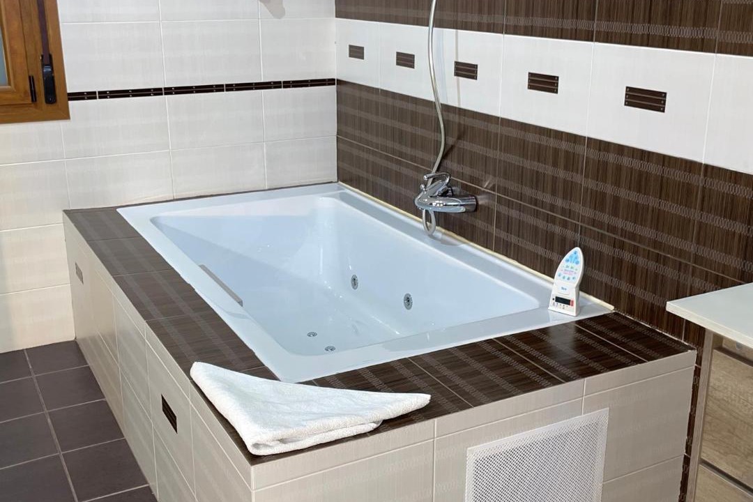 Photo of Bathroom in Albares