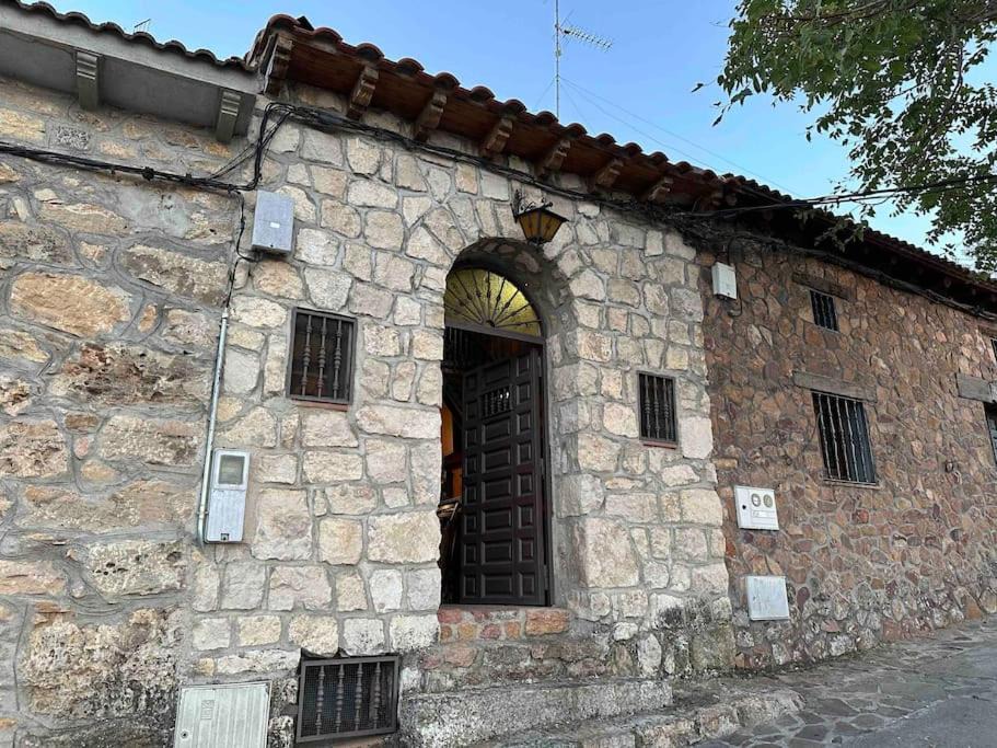 Photo of Buildings in El Molar