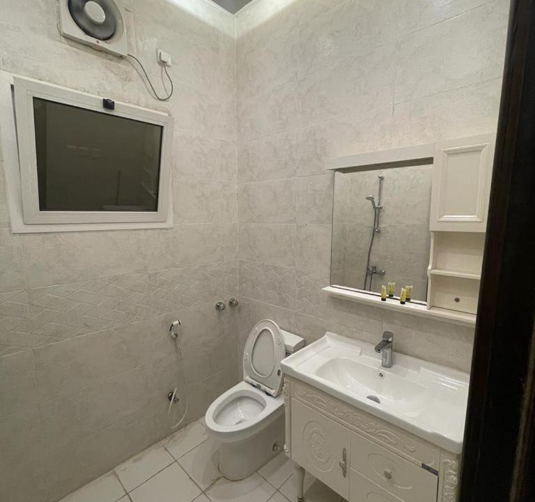 Photo of Bathroom in Rayyis