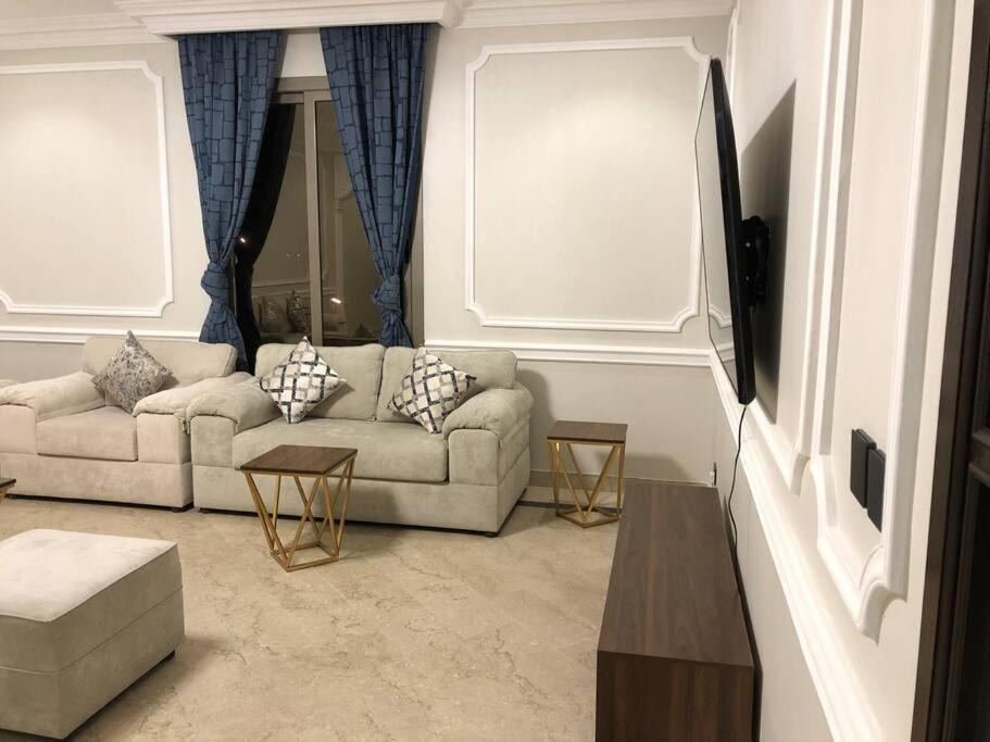 Photo of Livingroom in Durrat Al-Arous