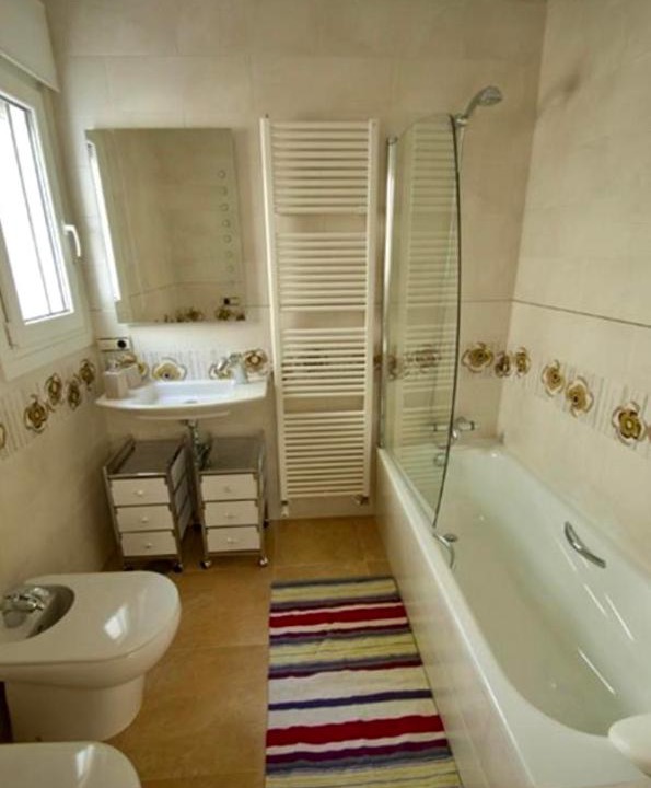 Photo of Bathroom in Canillas de Albaida