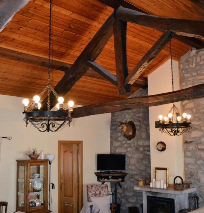 Photo of Livingroom in La Pola de Gordon