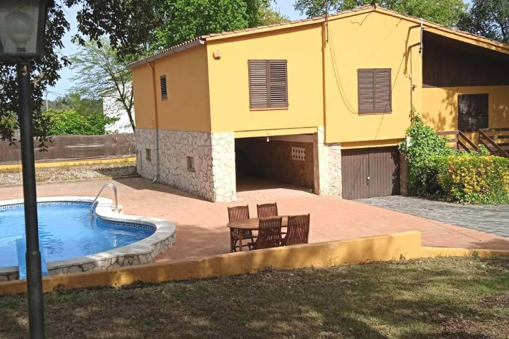 Photo of Buildings in Bescano
