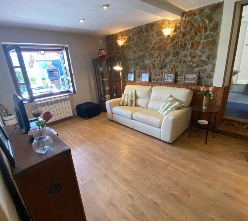 Photo of Livingroom in Nava
