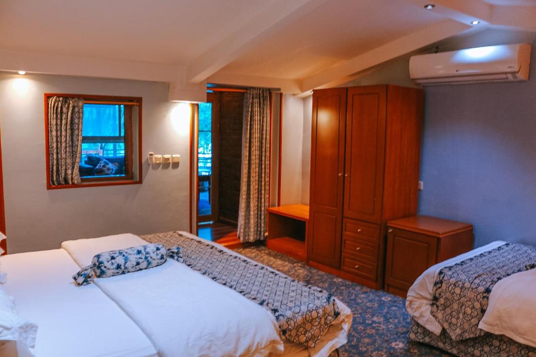 Photo of Bedroom in Unaizah