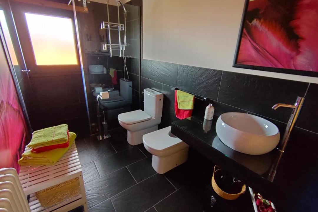 Photo of Bathroom in Leagi