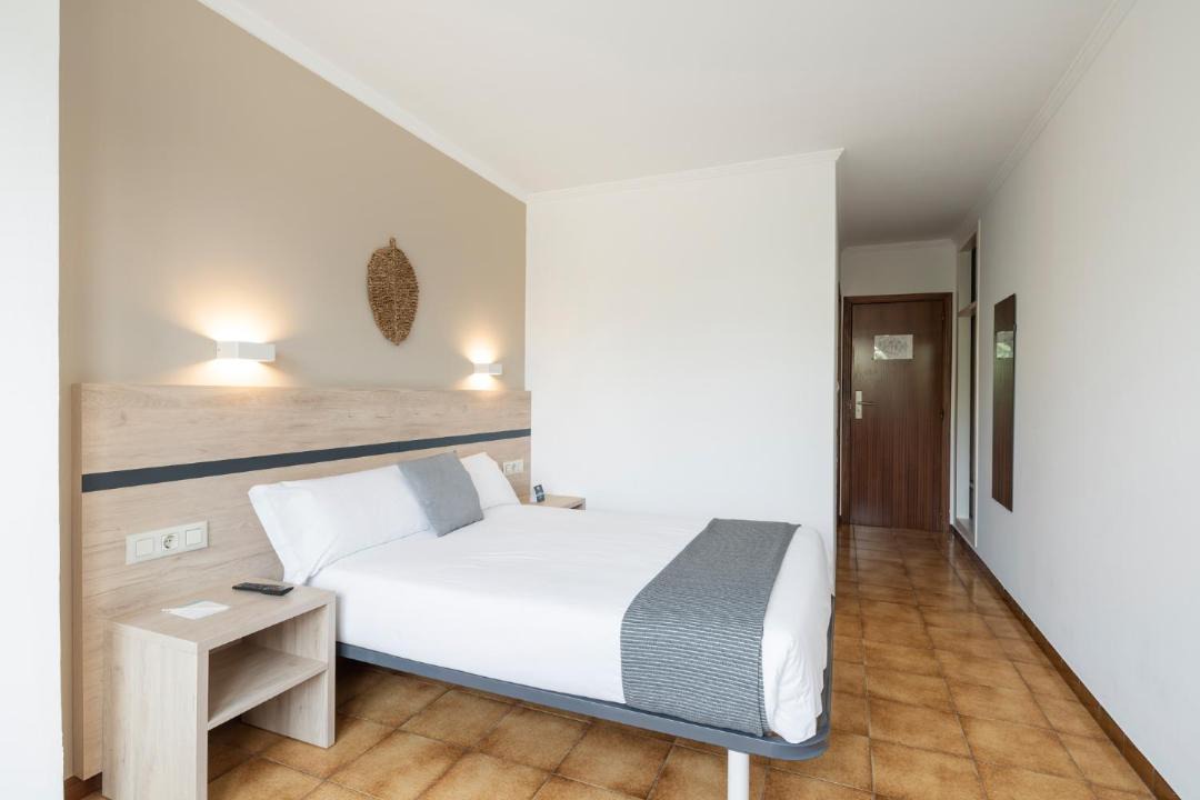 Photo of Bedroom in Ordes