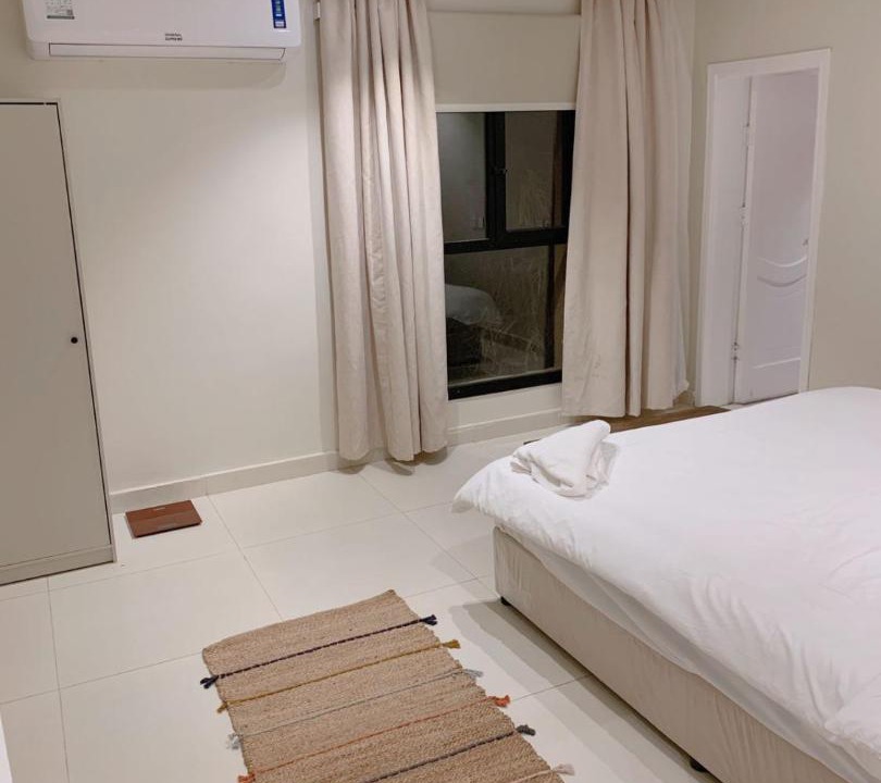 Photo of Bedroom in Western Province