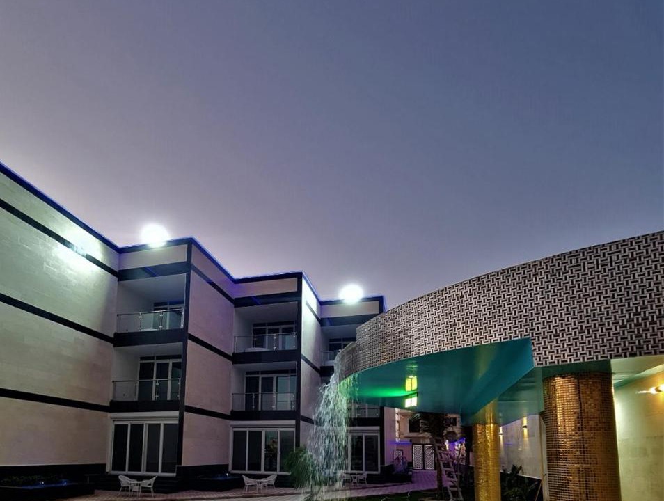 Photo of Outdoor in Sari Street