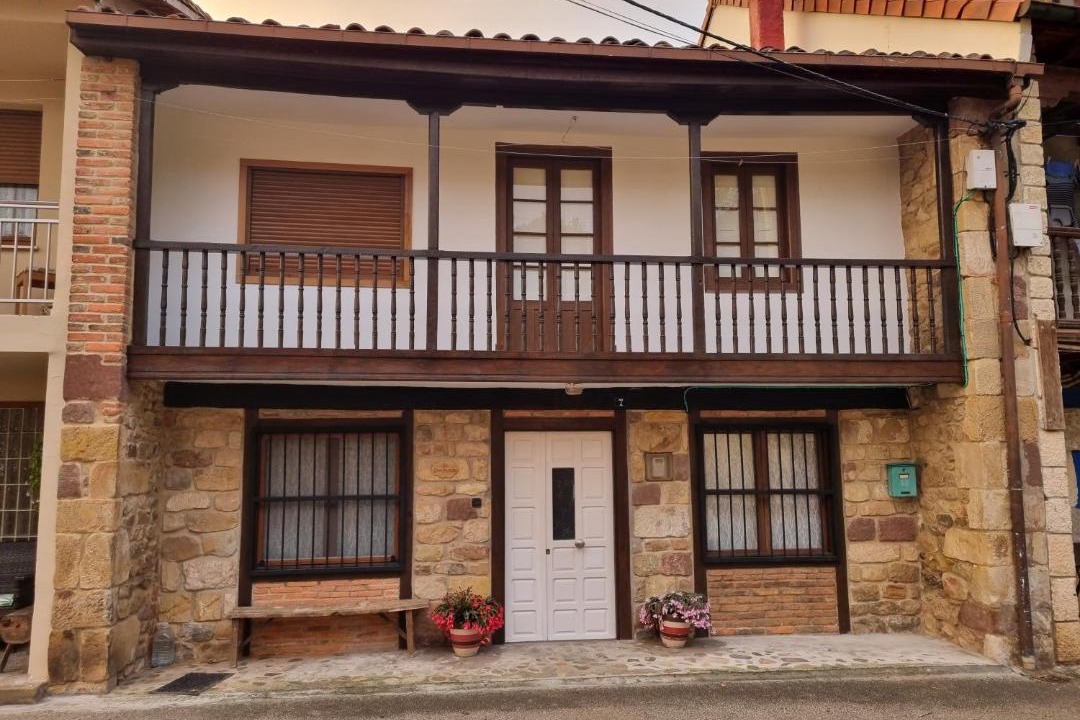 Photo of Buildings in Caranceja