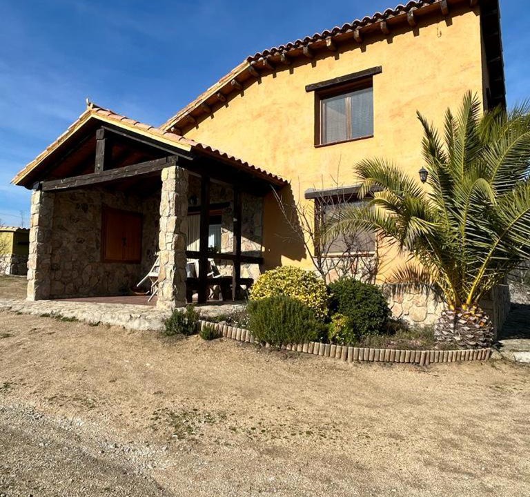 Photo of Buildings in El Tiemblo