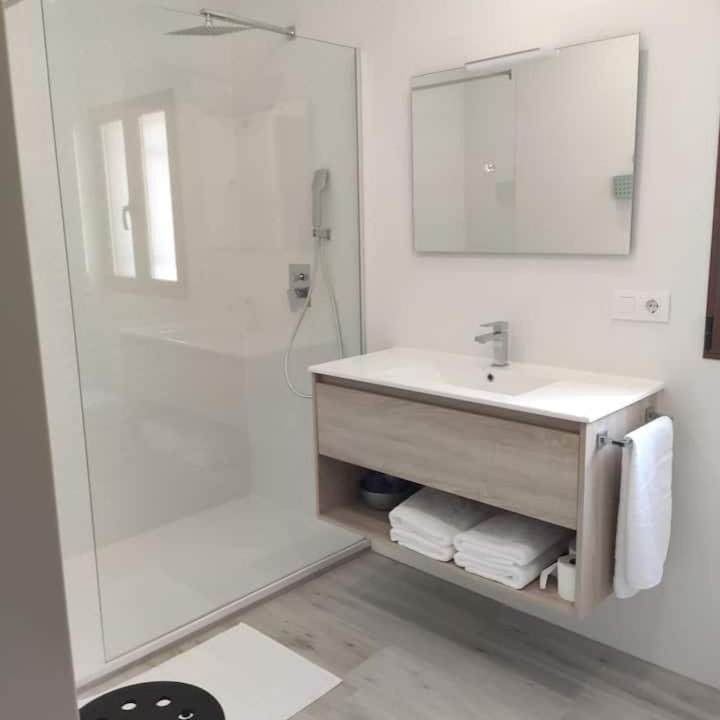 Photo of Bathroom in El Cabanyal