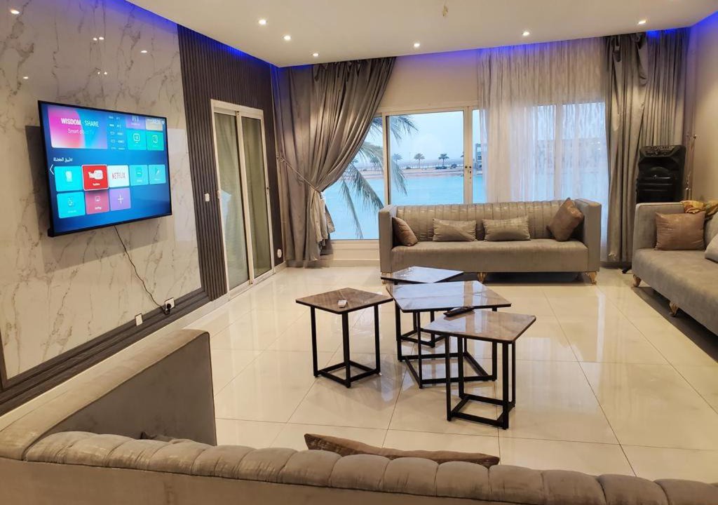 Photo of Livingroom in Durrat Al-Arous