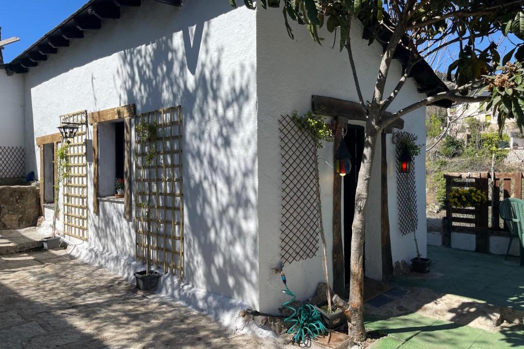 Photo of Buildings in Miraflores de la Sierra