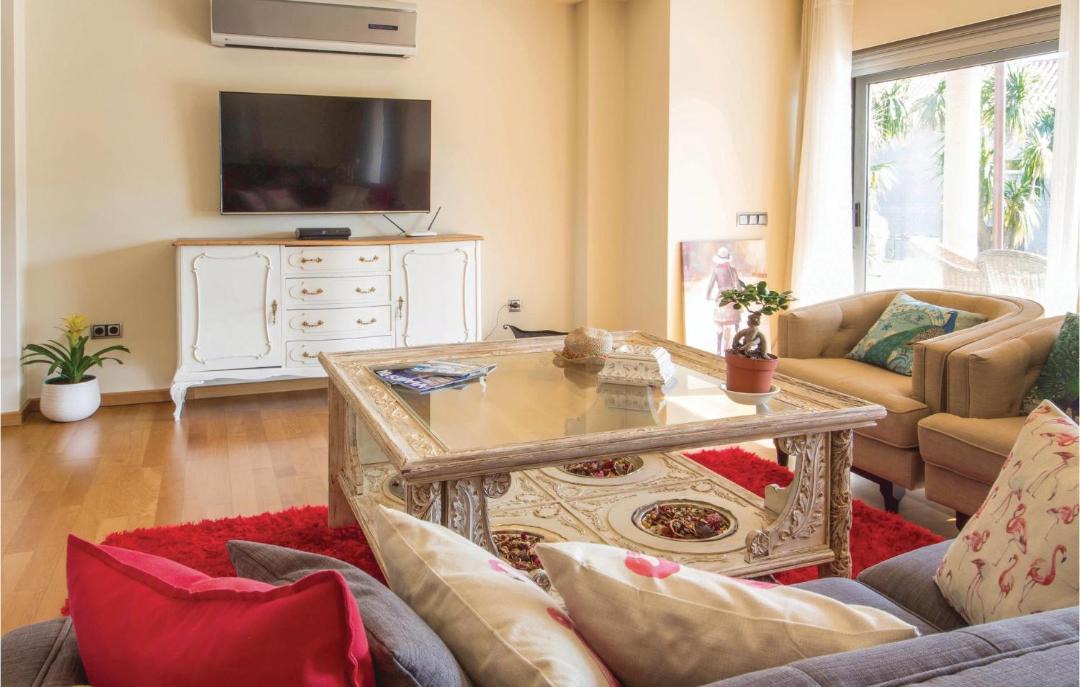 Photo of Livingroom in Montalvo