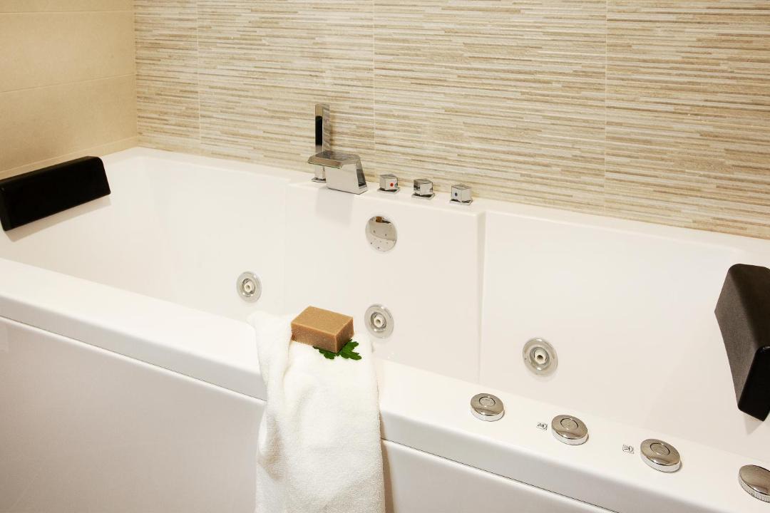 Photo of Bathroom in Benafer