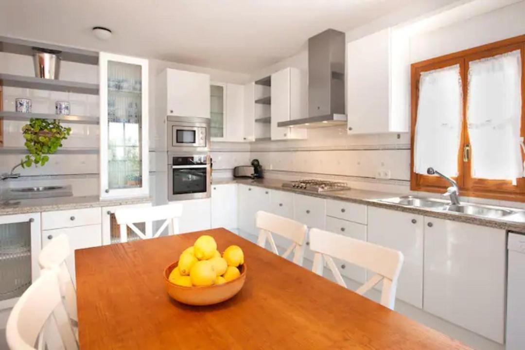 Photo of Kitchen in Sant Rafael de Sa Creu