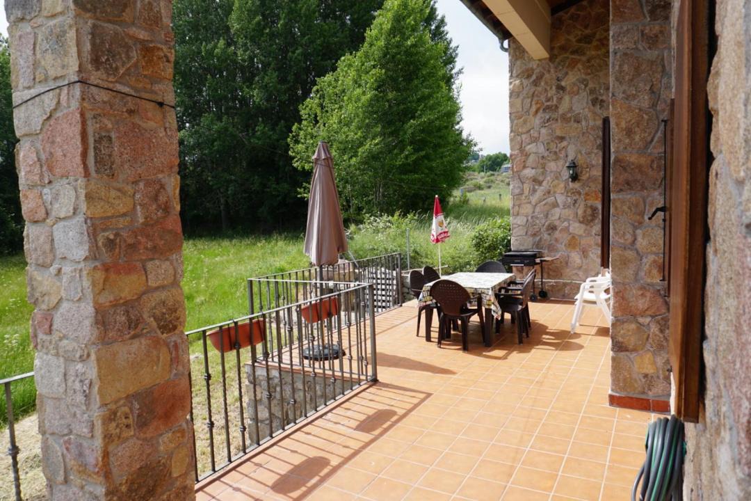 Photo of Patio Balcony in San Martin del Pimpollar