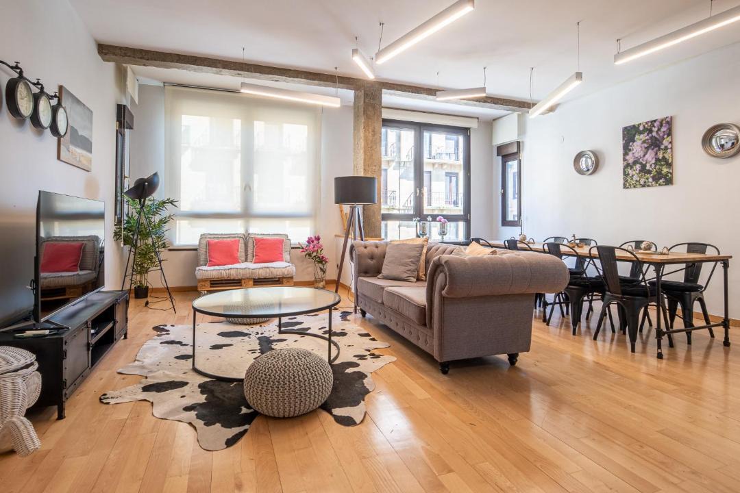 Photo of Livingroom in Gros