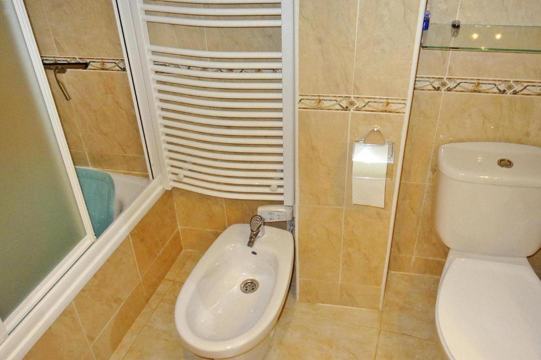 Photo of Bathroom in Los Geraeos