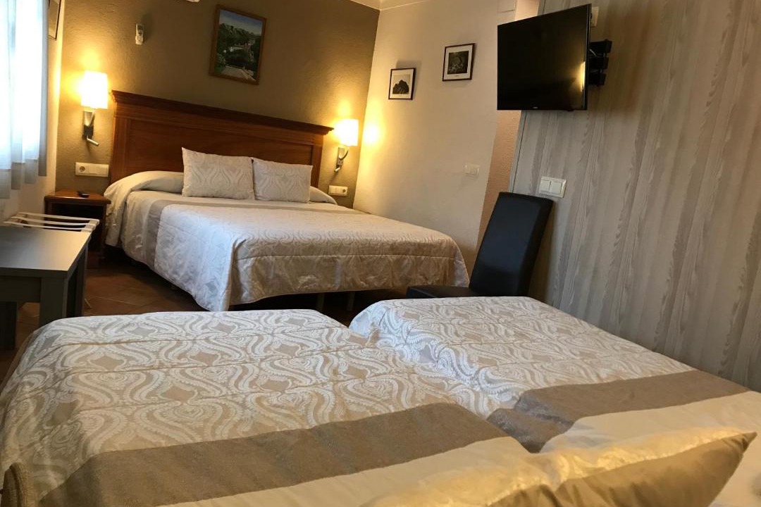 Photo of Bedroom in Macanet de Cabrenys