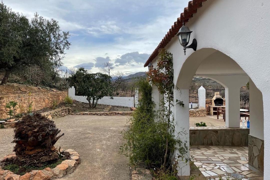 Photo of Buildings in Fondon
