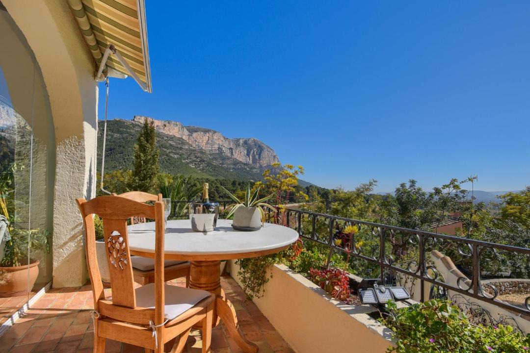 Photo of Patio Balcony in Jesus Pobre