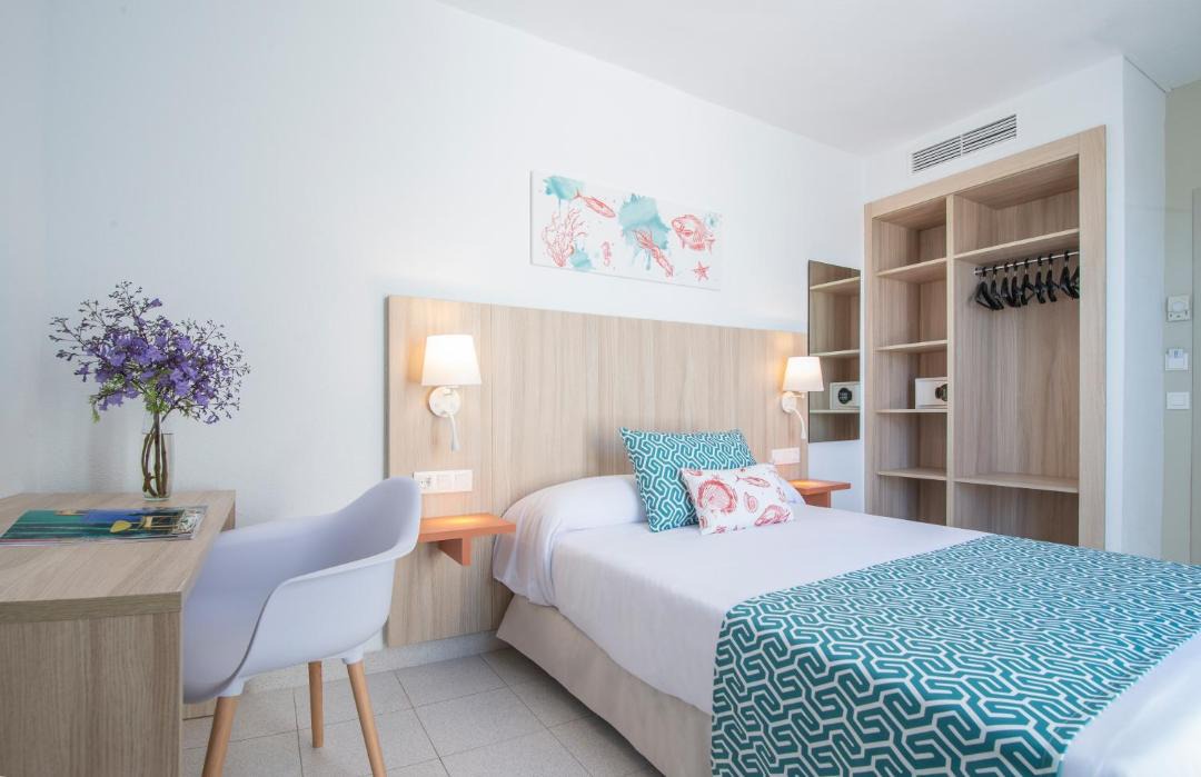 Photo of Bedroom in Portocolom