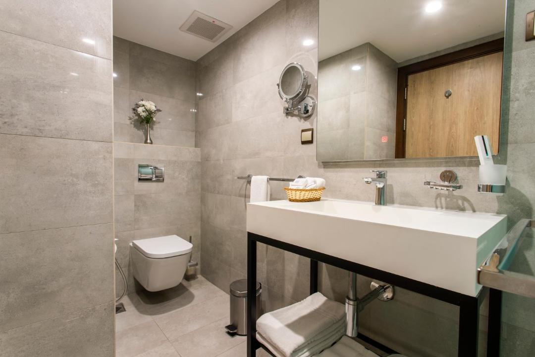 Photo of Bathroom in Al Ulaya