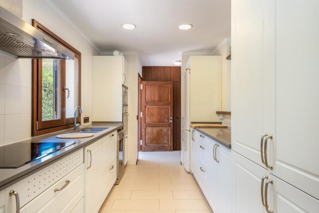 Photo of Kitchen in Binibequer Vell
