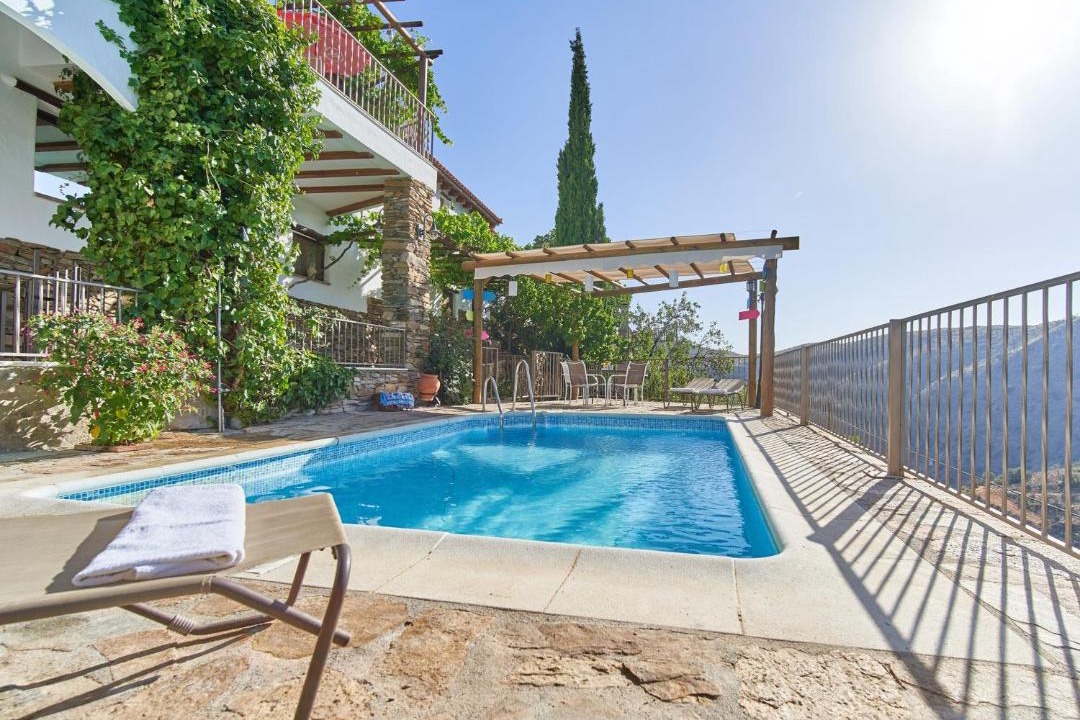 Photo of Patio Balcony in Laroya