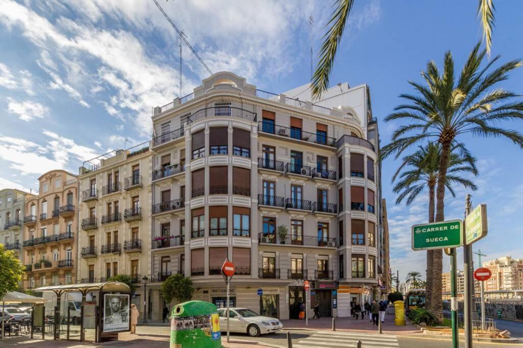 Photo of Buildings in Ruzafa
