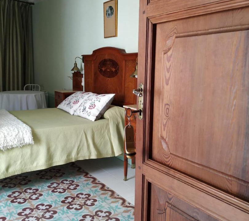 Photo of Bedroom in Otos