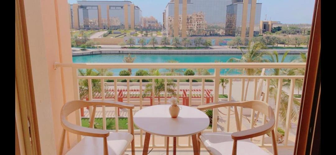 Photo of Patio Balcony in Bay La Sun